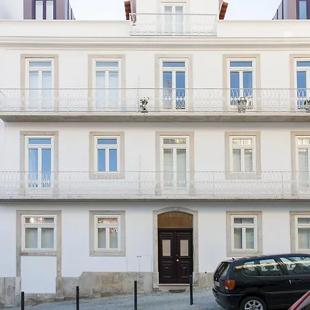 巴喜夏泰拉克欧拉瑞斯泳池公寓