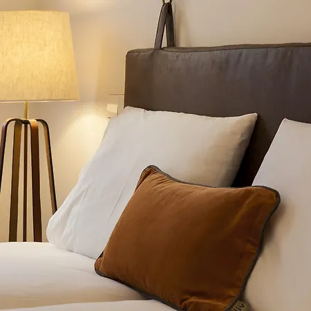 巴喜夏泰拉克欧拉瑞斯泳池公寓 Lisboa